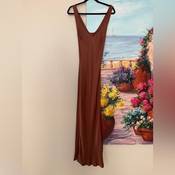 Cali Dreaming Simple Slip Dress in Tawny Xsmall - Picture 5 of 8